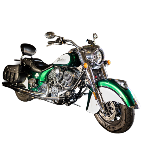 Indian Motorcycle Chief 111ci cruiser with pillion seat, backrest and large saddlebags – premium heavy touring bike with low-down torque